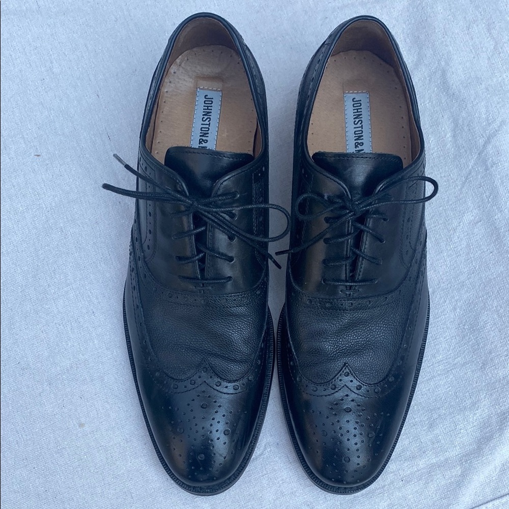 Johnston & Murphy Black Oxfords Classic Leather Shoes. 9.5M. Excellent.